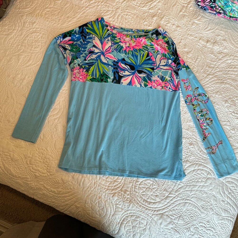EUC Lilly Pulitzer Finn Long Sleeve in You Me and Giraffe - Size S